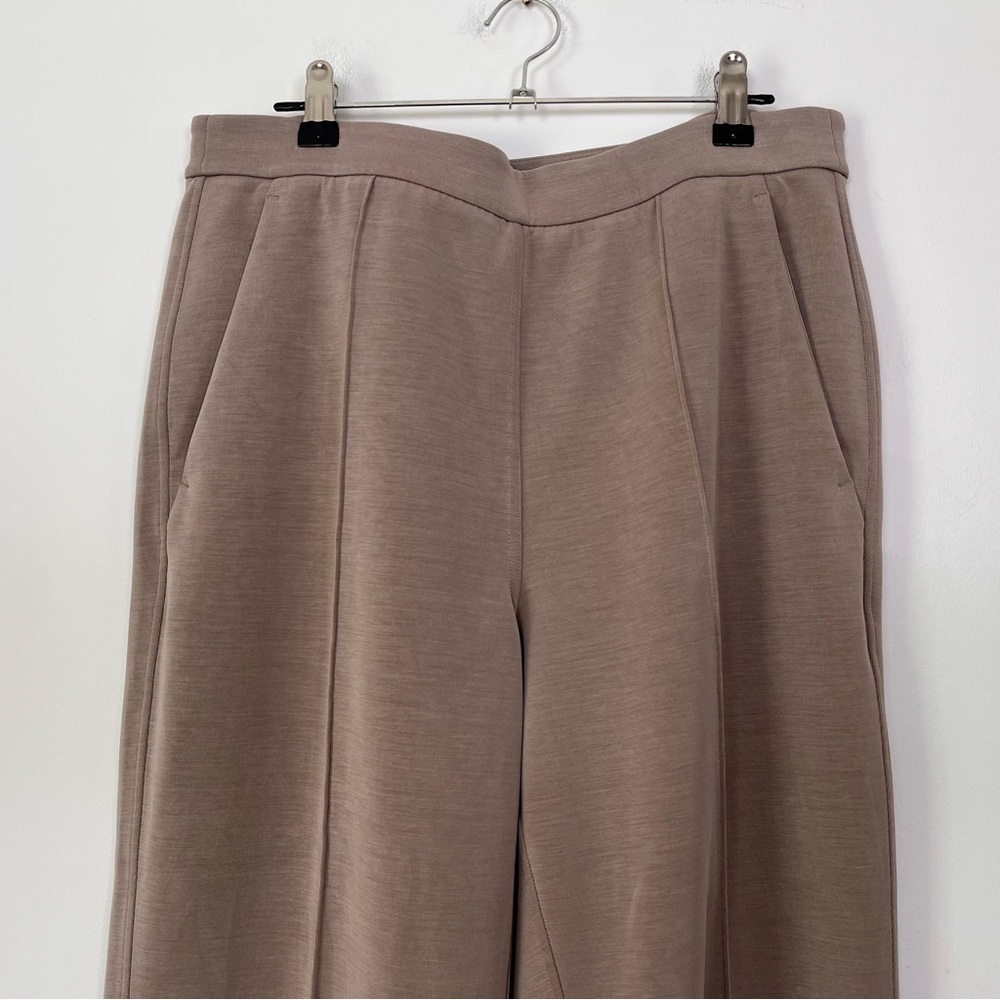 Lululemon Softstreme Classic-Fit High-Rise Joggers Warm Ash Grey Size Large - Picture 4 of 16